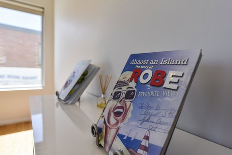 Robe Marina Accommodation - Maitland Accommodation 29