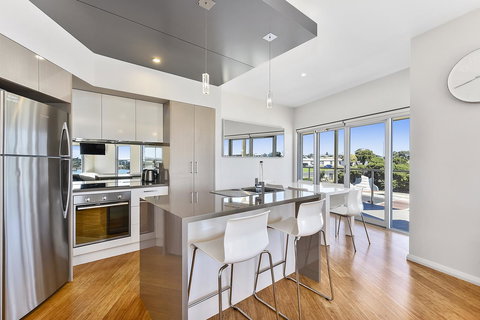 Robe Marina Accommodation - Maitland Accommodation 21