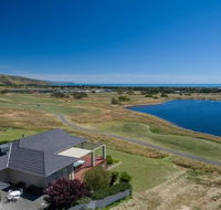Golfers Paradise 18th Tee - 52 Huntingdale Drive - Maitland Accommodation