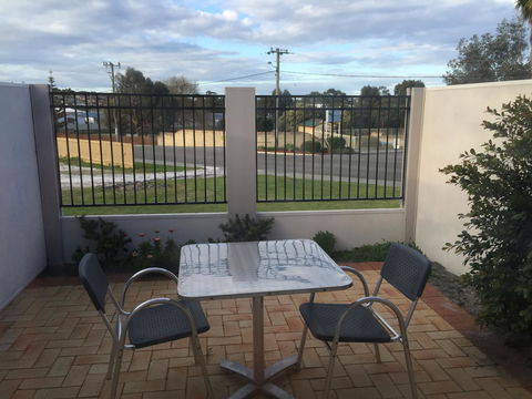Country Comfort Amity Motel - Maitland Accommodation 2