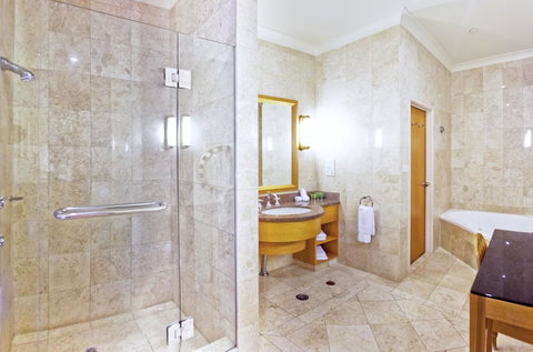 Duxton Hotel Perth - Maitland Accommodation 3