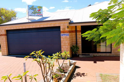 Lazy Lobster Holiday Units & Chalets - Maitland Accommodation 17