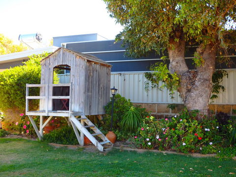 Lazy Lobster Holiday Units & Chalets - Maitland Accommodation 21