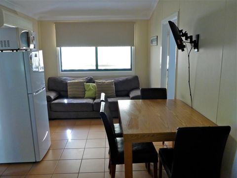 Lazy Lobster Holiday Units & Chalets - Maitland Accommodation 29