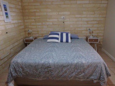 Lazy Lobster Holiday Units & Chalets - Maitland Accommodation 11