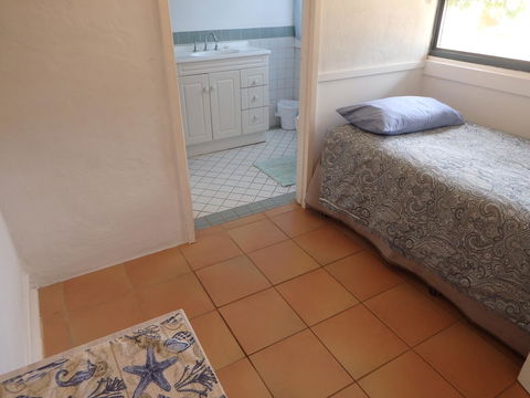Lazy Lobster Holiday Units & Chalets - Maitland Accommodation 12