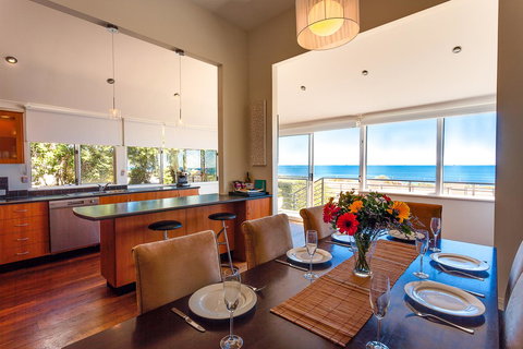 Cottesloe Beach House I - Maitland Accommodation 18