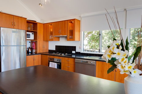 Cottesloe Beach House I - Maitland Accommodation 15