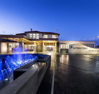 International on the Water Hotel - Maitland Accommodation