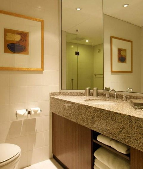 Residence On Langley Park - Maitland Accommodation 3