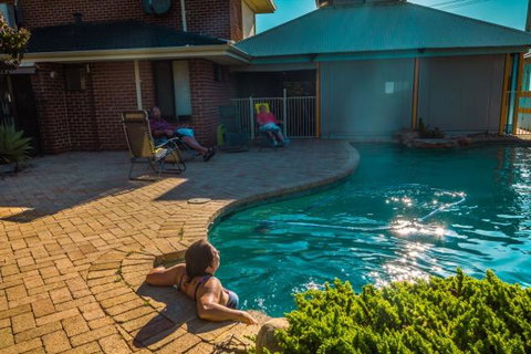 Yanchep Beach Retreat - Maitland Accommodation 4