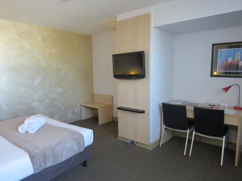 Metro Hotel Perth - Maitland Accommodation 42