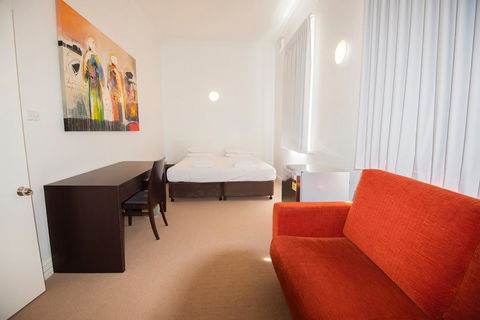 Akara Hotel - Maitland Accommodation 11