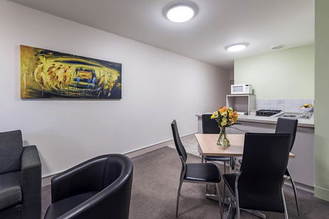 Comfort Inn & Suites Goodearth Perth - Maitland Accommodation 8