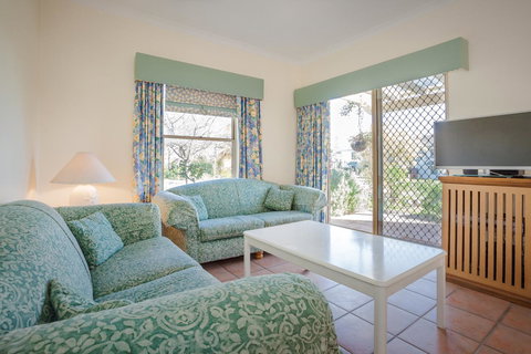 Middleton Beach By The BnB Collection - Maitland Accommodation 23