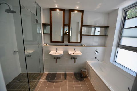 East On Byron - Maitland Accommodation 18