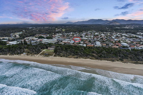 Rockpool 2 Sawtell Beach - Just Steps To Restaurants And 2 Min Stroll To Beach! - Maitland Accommodation 1