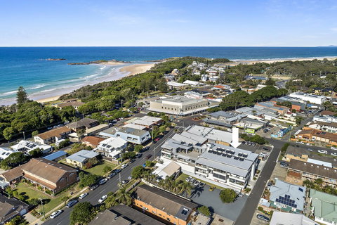 Rockpool 2 Sawtell Beach - Just Steps To Restaurants And 2 Min Stroll To Beach! - Maitland Accommodation 11
