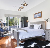 Romanz in the valley Luxury BB - Maitland Accommodation