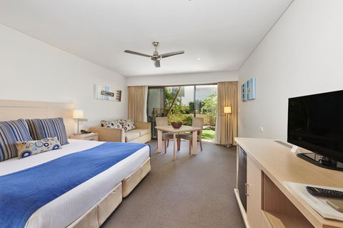 Waves Byron Bay - Maitland Accommodation 2