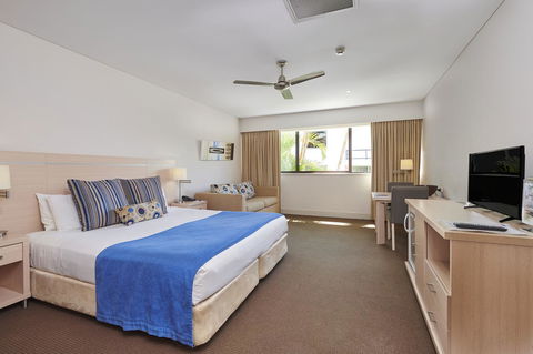 Waves Byron Bay - Maitland Accommodation 35