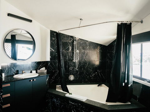 Waves Byron Bay - Maitland Accommodation 22