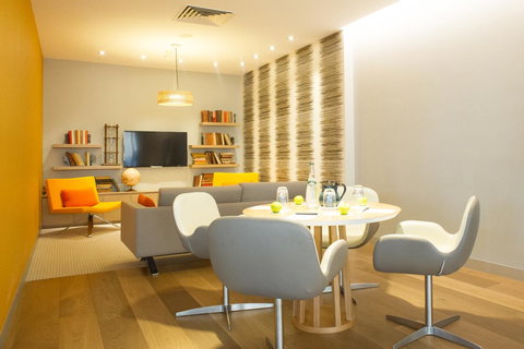 Novotel Sydney Darling Harbour - Maitland Accommodation 27