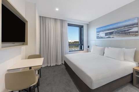 Travelodge Hotel Sydney Airport - Maitland Accommodation 24