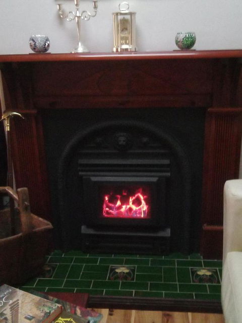 Boot Makers Cottage - Maitland Accommodation 9
