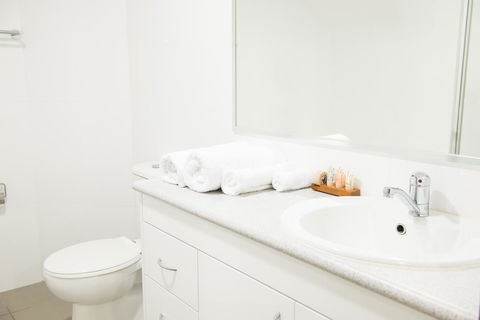 Copacabana Shores - Maitland Accommodation 10