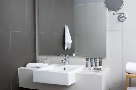 Novotel Newcastle Beach - Maitland Accommodation 24