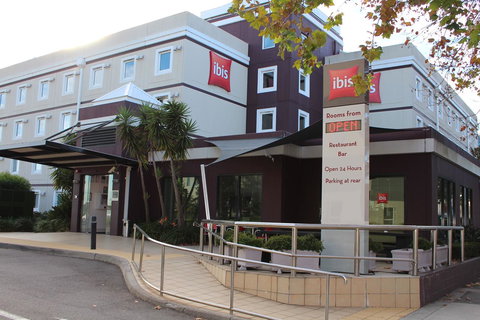 Ibis Newcastle - Maitland Accommodation 1