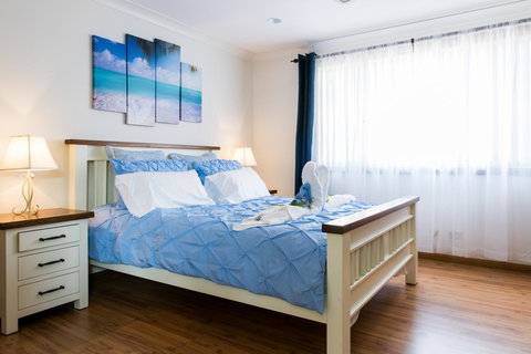 Ambience - Maitland Accommodation 9