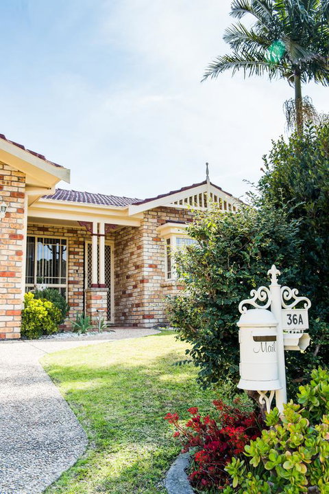 Ambience - Maitland Accommodation 2