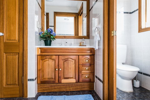 Ambience - Maitland Accommodation 19