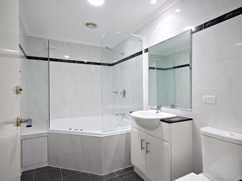 Messines Street, Breakwater Apartment, 104 - Maitland Accommodation 9