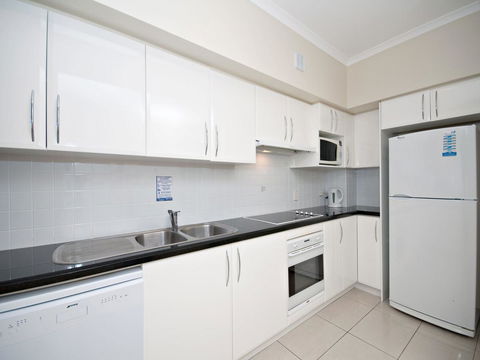 Messines Street, Breakwater Apartment, 104 - Maitland Accommodation 4