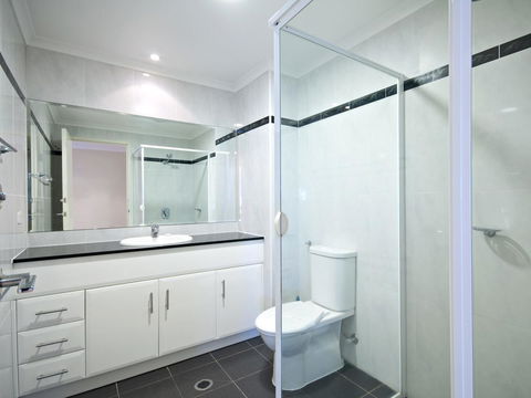 Messines Street, Breakwater Apartment, 104 - Maitland Accommodation 6