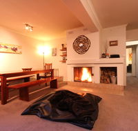 Full Circle Apartments - Maitland Accommodation