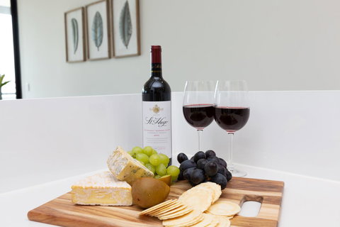 Brand New Executive Apartment - Maitland Accommodation 18