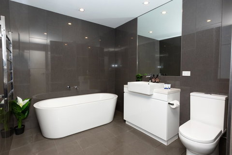 Brand New Executive Apartment - Maitland Accommodation 10