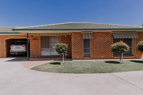 Central Wagga Self Catering Apartment - Maitland Accommodation 2