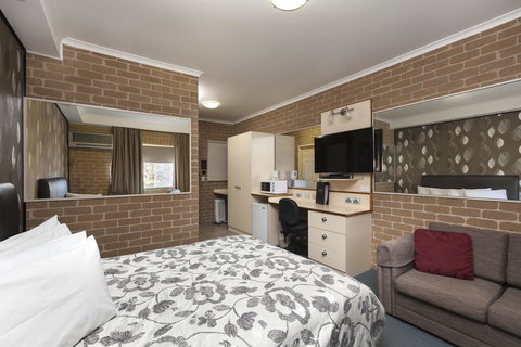 Grand Manor Motor Inn - Maitland Accommodation 7