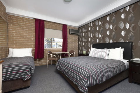Grand Manor Motor Inn - Maitland Accommodation 8