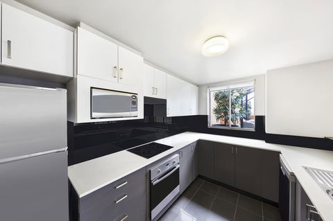 Adina Apartment Hotel Sydney Surry Hills - Maitland Accommodation 11