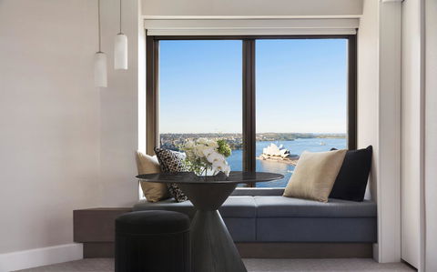 Four Seasons Hotel Sydney - Maitland Accommodation 3