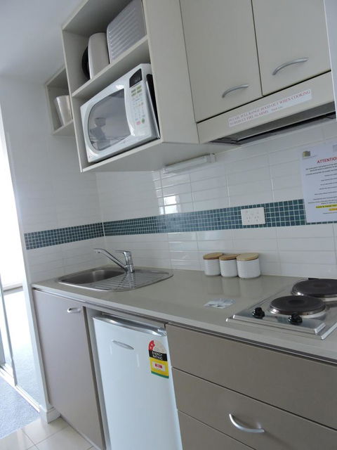 BASE Holidays - Ettalong Beach Premium Apartments - Maitland Accommodation 21