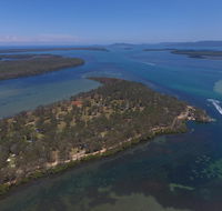 Lani's Holiday Island - Maitland Accommodation