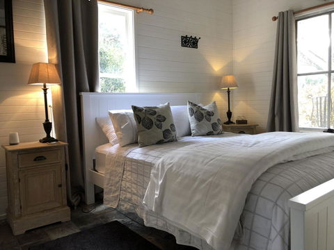 Arcadia - The Barn Cottage & Rosehill Cottage - Maitland Accommodation 3