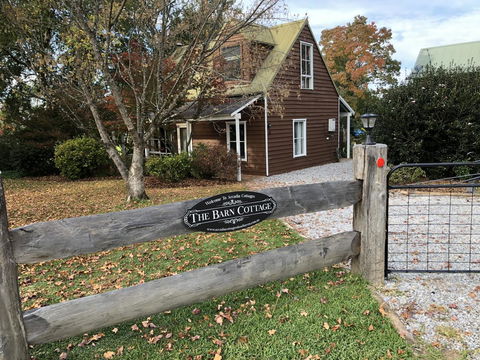 Arcadia - The Barn Cottage & Rosehill Cottage - Maitland Accommodation 1